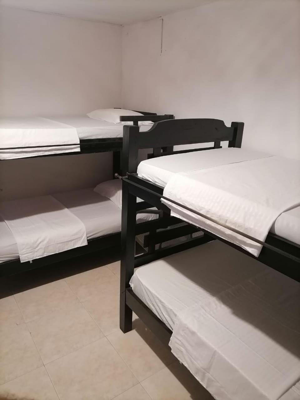 Hostel Shalom Adonai Картахена Экстерьер фото