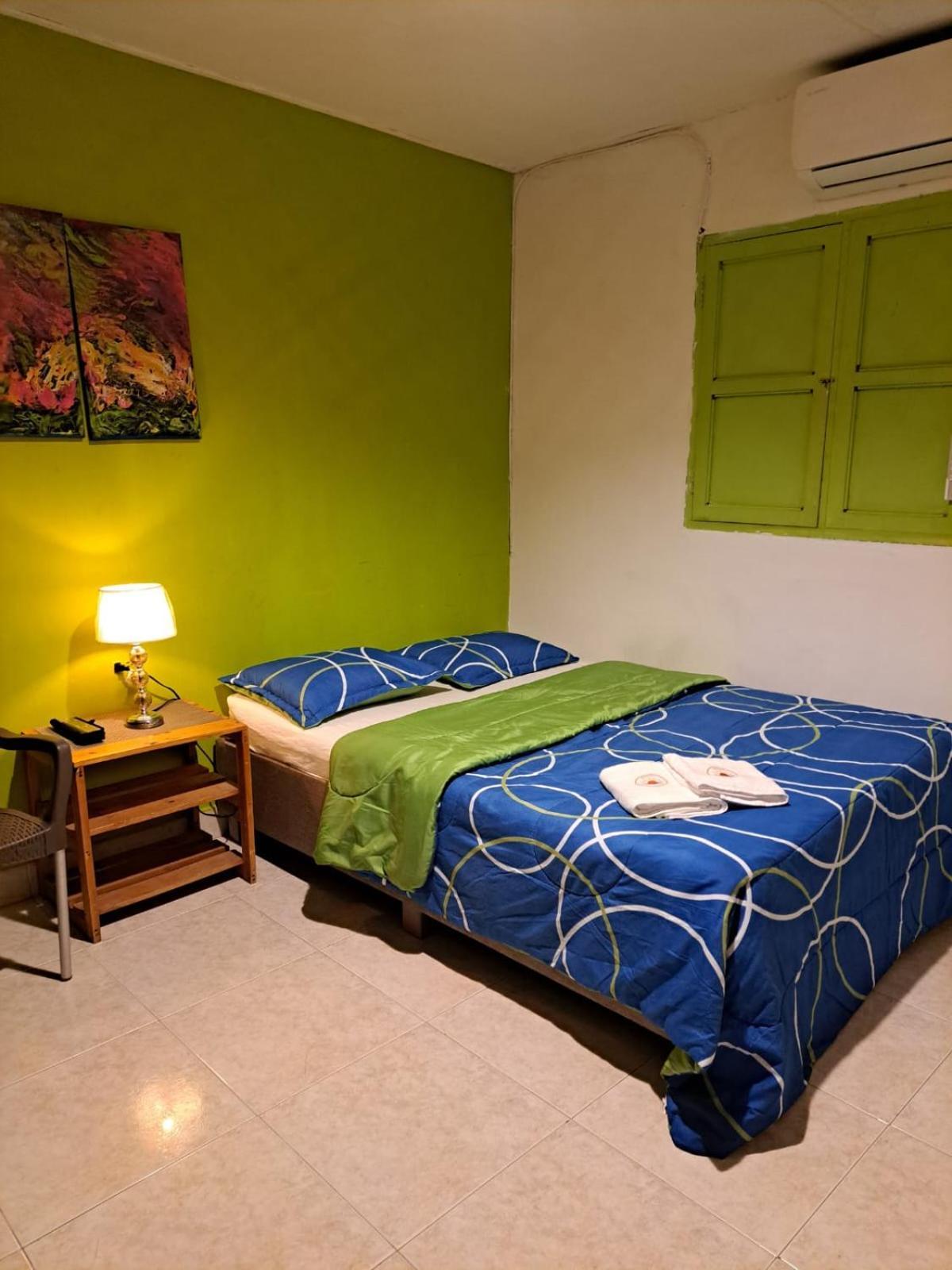 Hostel Shalom Adonai Картахена Экстерьер фото