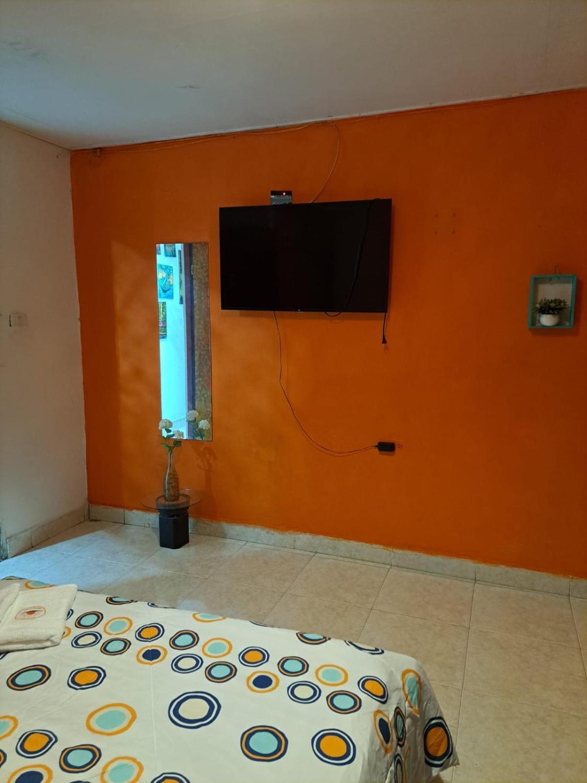 Hostel Shalom Adonai Картахена Экстерьер фото