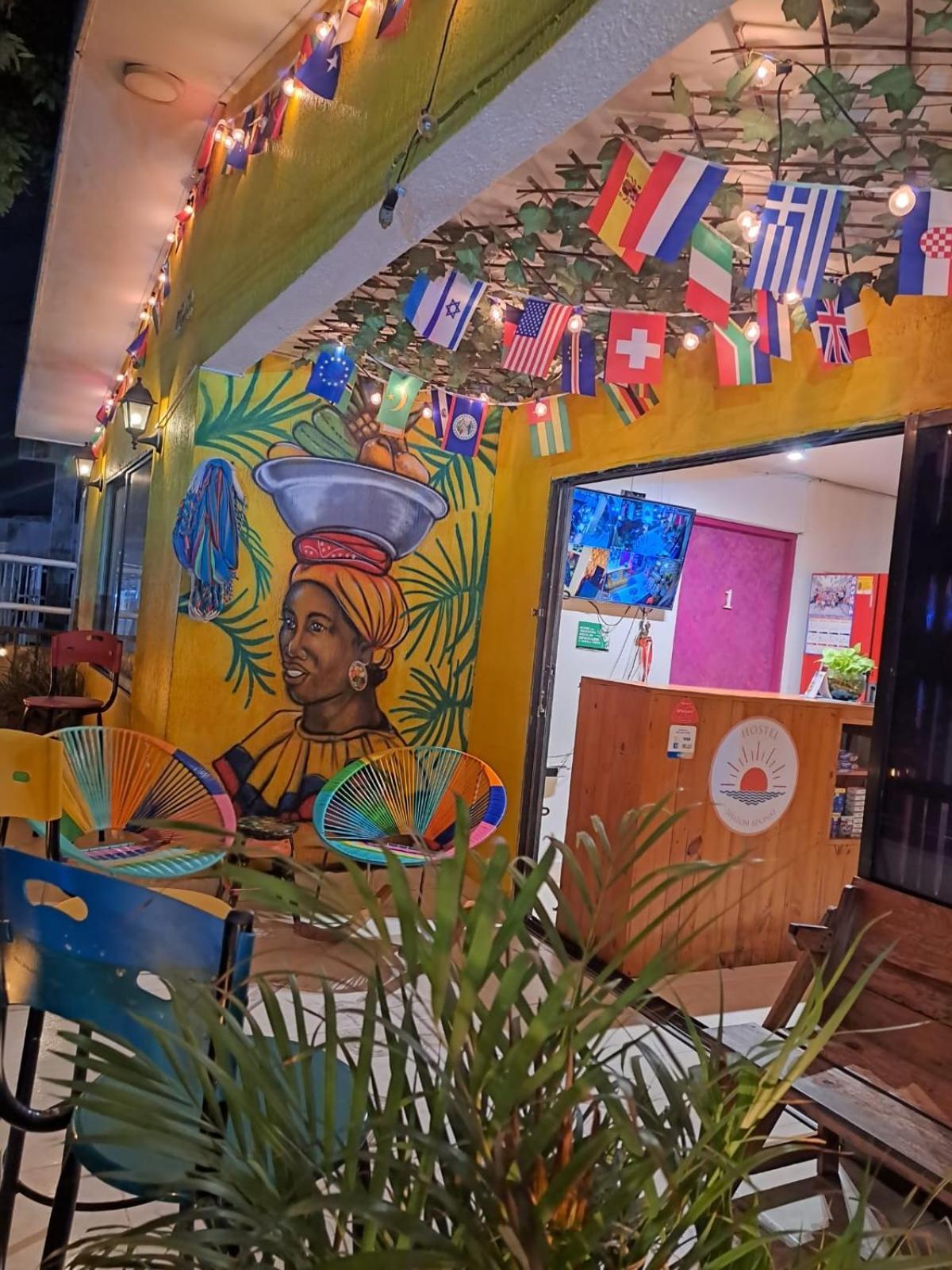 Hostel Shalom Adonai Картахена Экстерьер фото