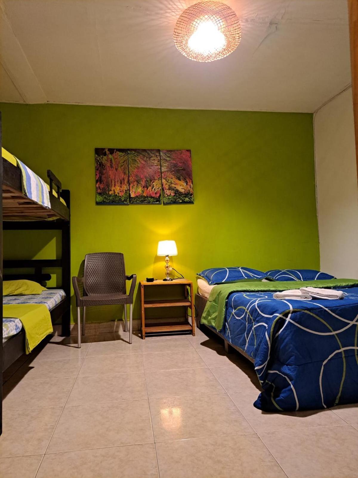Hostel Shalom Adonai Картахена Экстерьер фото